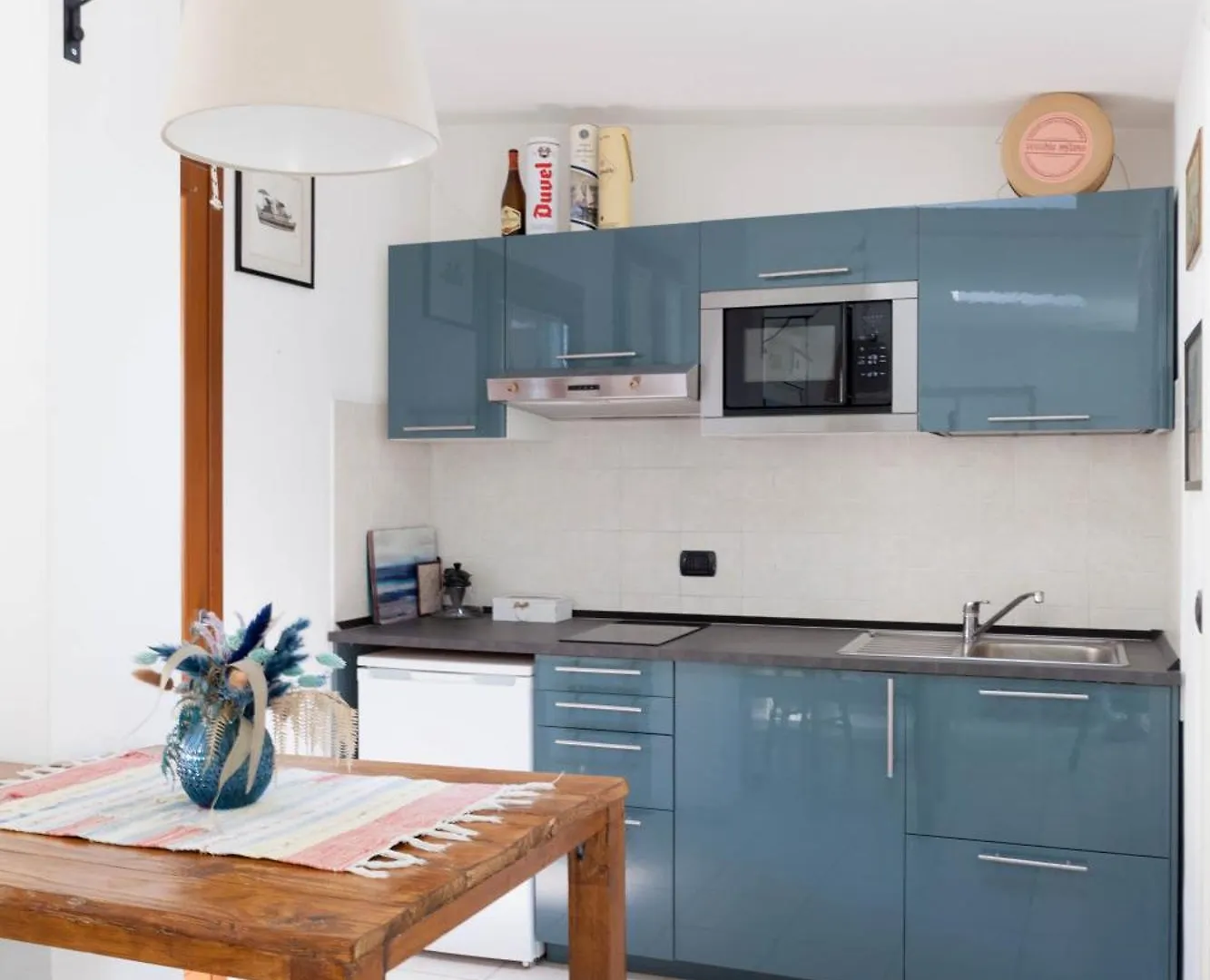 Terrace Apartment Close To Metro Station Milan