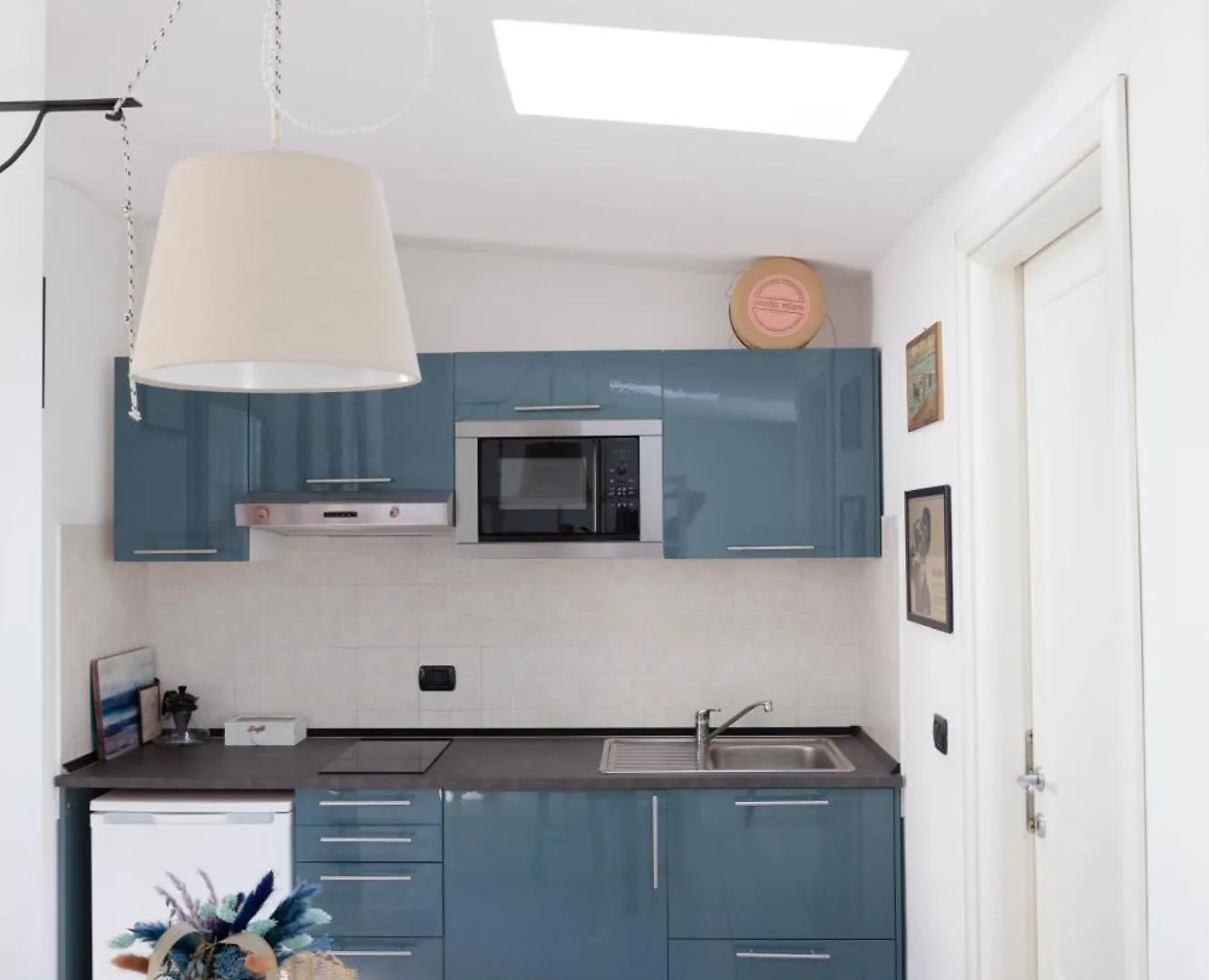 Terrace Apartment Close To Metro Station Milan